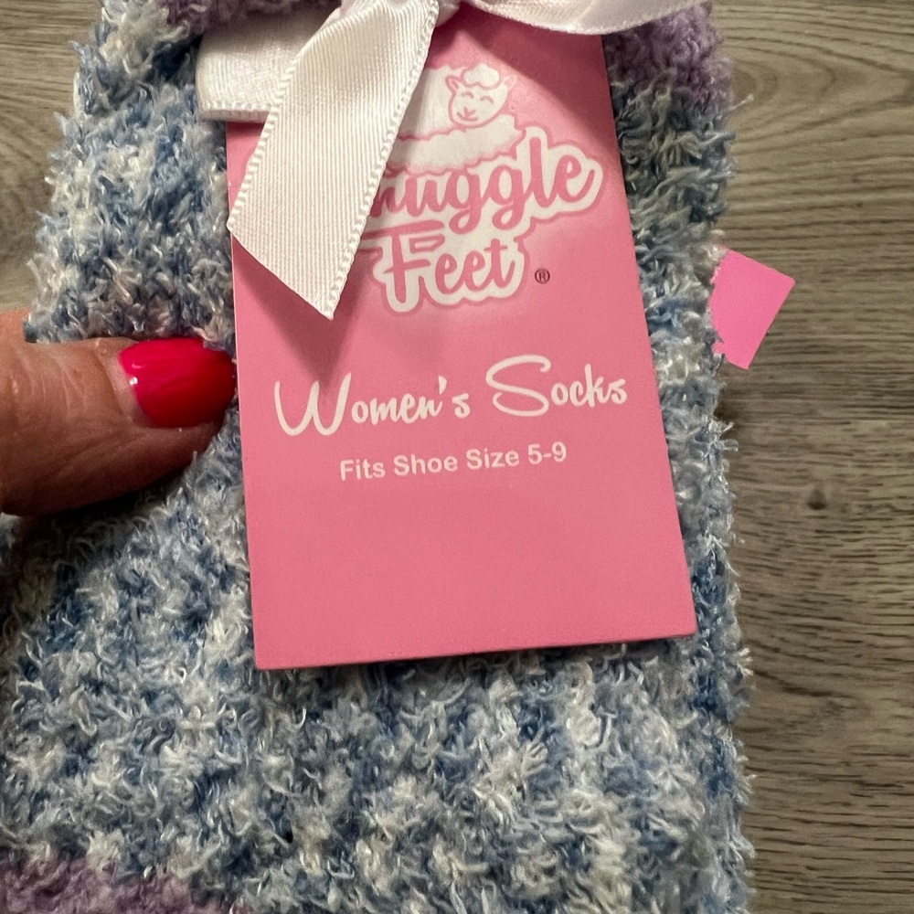 Snuggle Feet Women’s socks size 5-9 - Picture 2 of 2